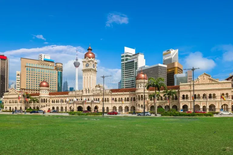 Best of Kuala Lumpur & Batu Caves + Petronas Twin Towers Ticket